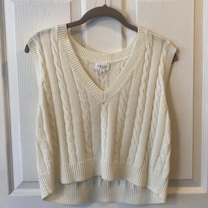 Le Lis small cream sweater vest